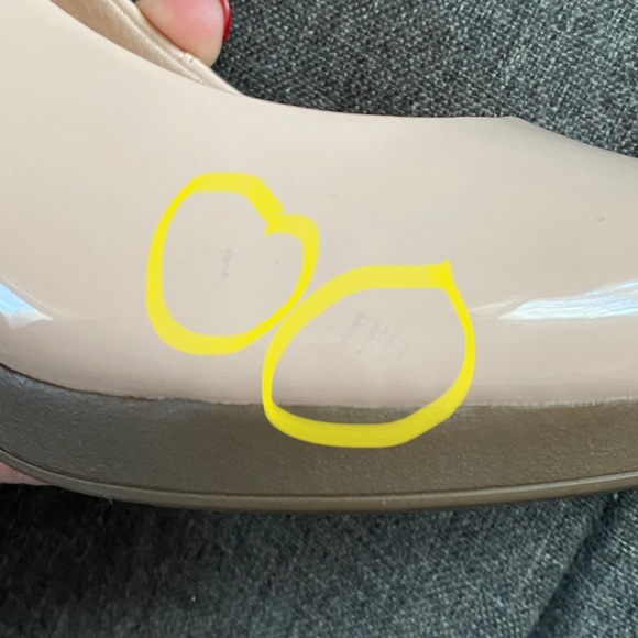 (Condition updated) Clarks Faux Leather Pump - Picture 13 of 16